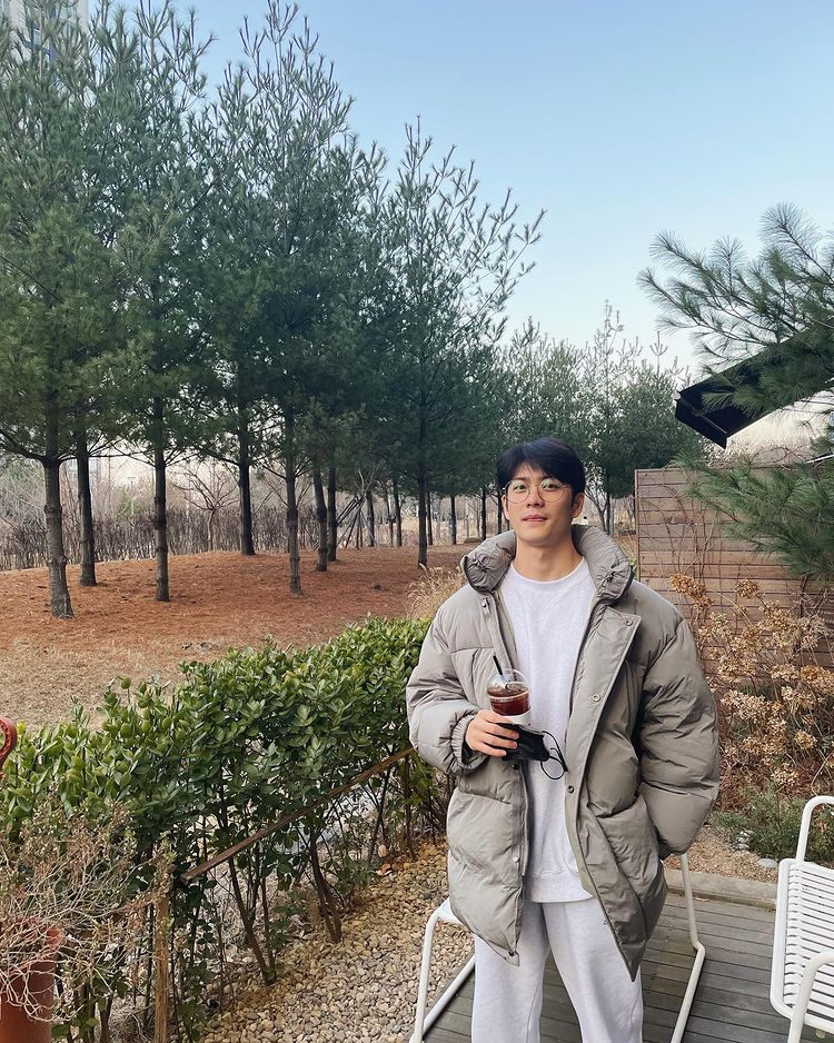 Kang Taeoh-profile-6